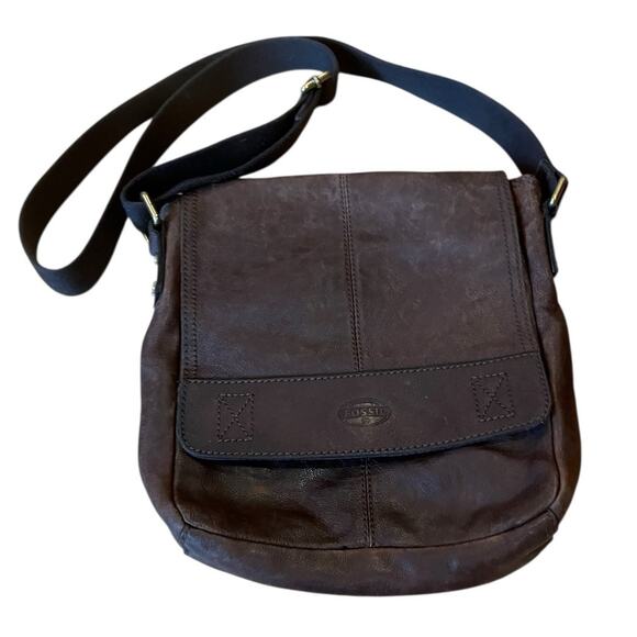 Vintage FOSSIL Dark Distressed Leather Crossbody Messenger Bag Adjustable Strap - Picture 1 of 11